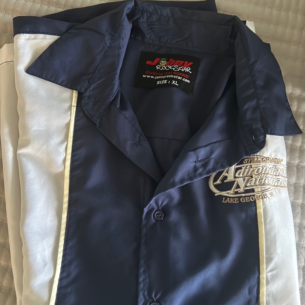 Men’s XL Adirondack’s button down shirt. Blue and Grey. Never worn